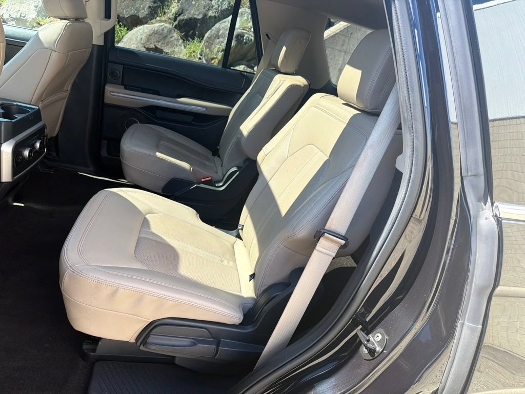 Used 2023 Ford Expedition Limited AWD/4WD image 20
