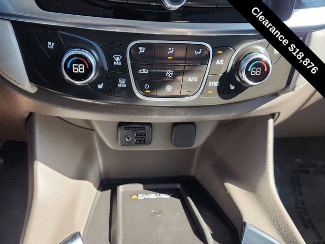 Used 2020 Chevrolet Traverse Premier image 41