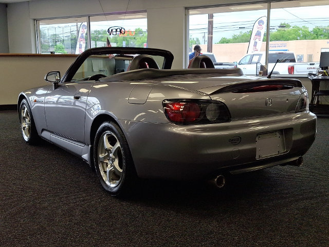 Used 2000 Honda S2000 image 5