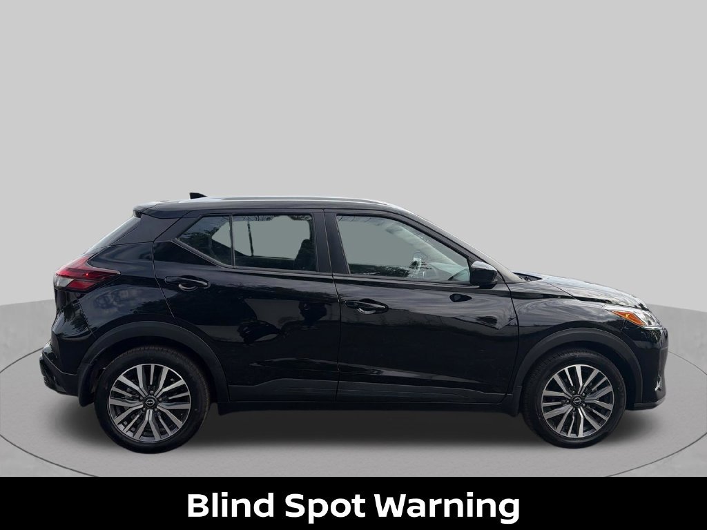 Certified 2024 Nissan Kicks SV FWD image 7