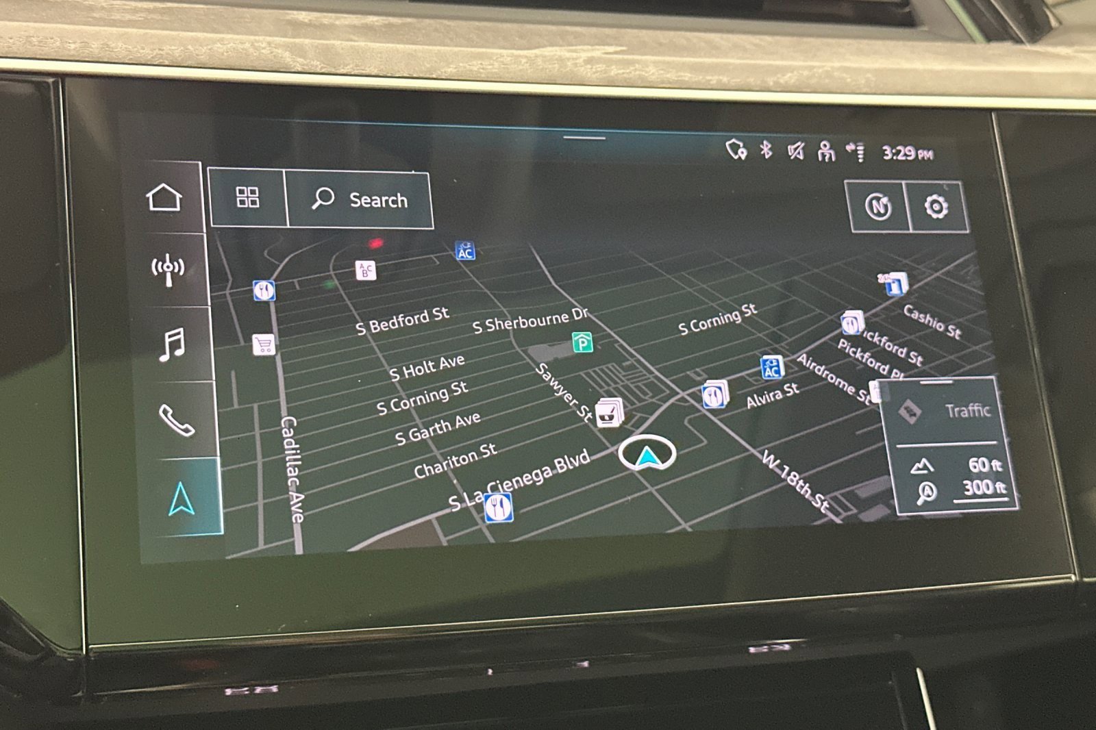 Used 2024 Audi Q8 e-tron Premium image 18