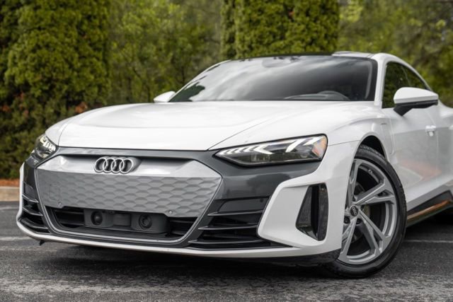 Used 2022 Audi e-tron GT Premium Plus AWD/4WD image 2