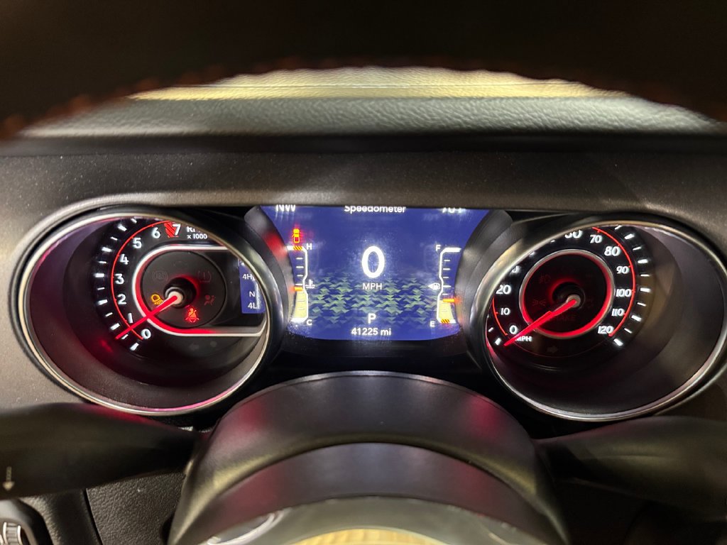 Used 2021 Jeep Gladiator Mojave AWD/4WD image 16