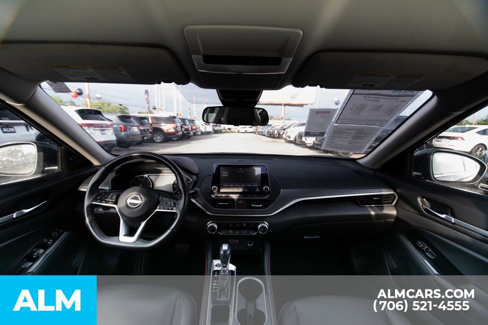 Used 2024 Nissan Altima 2.5 SR image 18