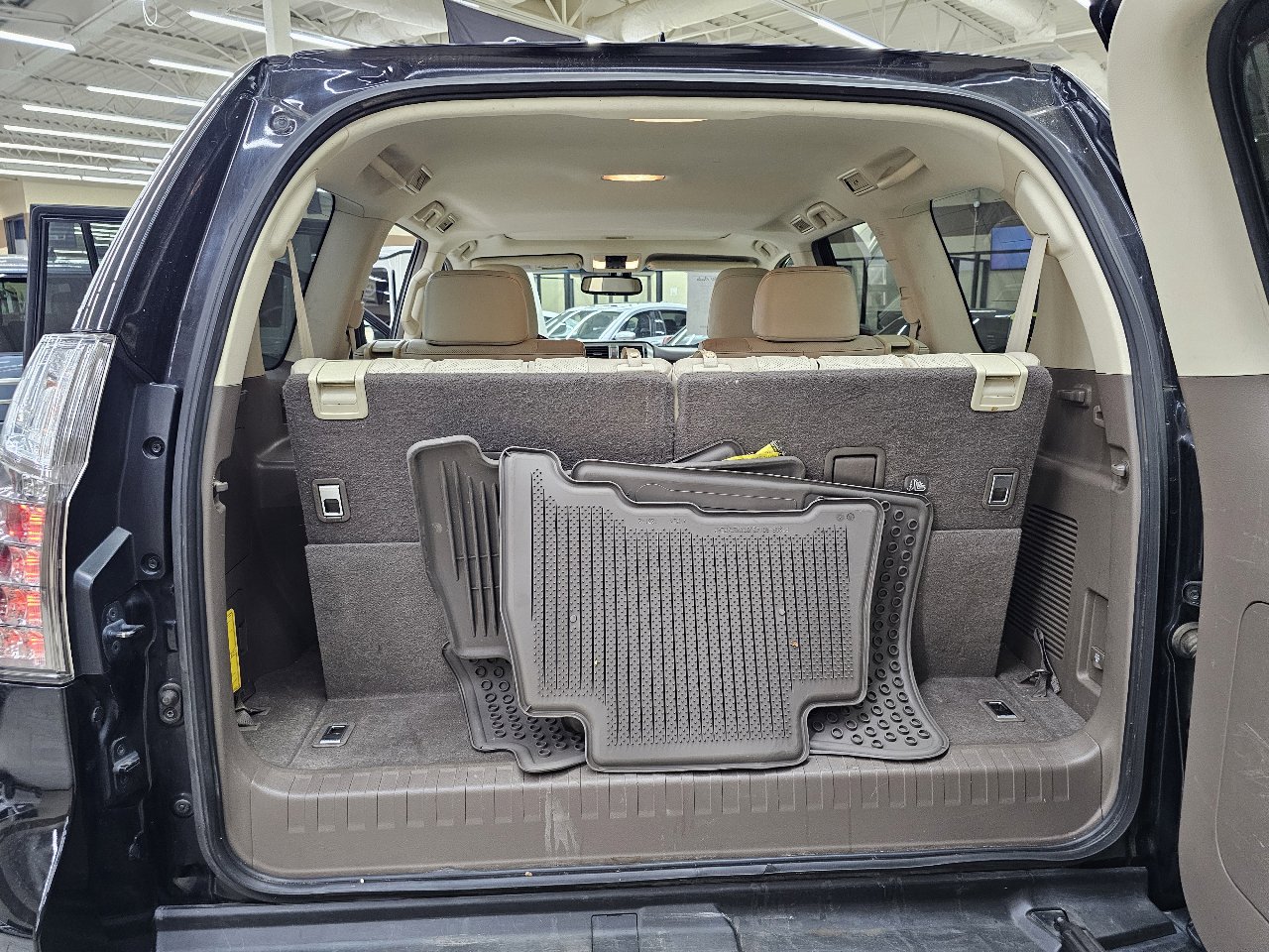 Used 2017 Lexus GX 460 Premium image 13