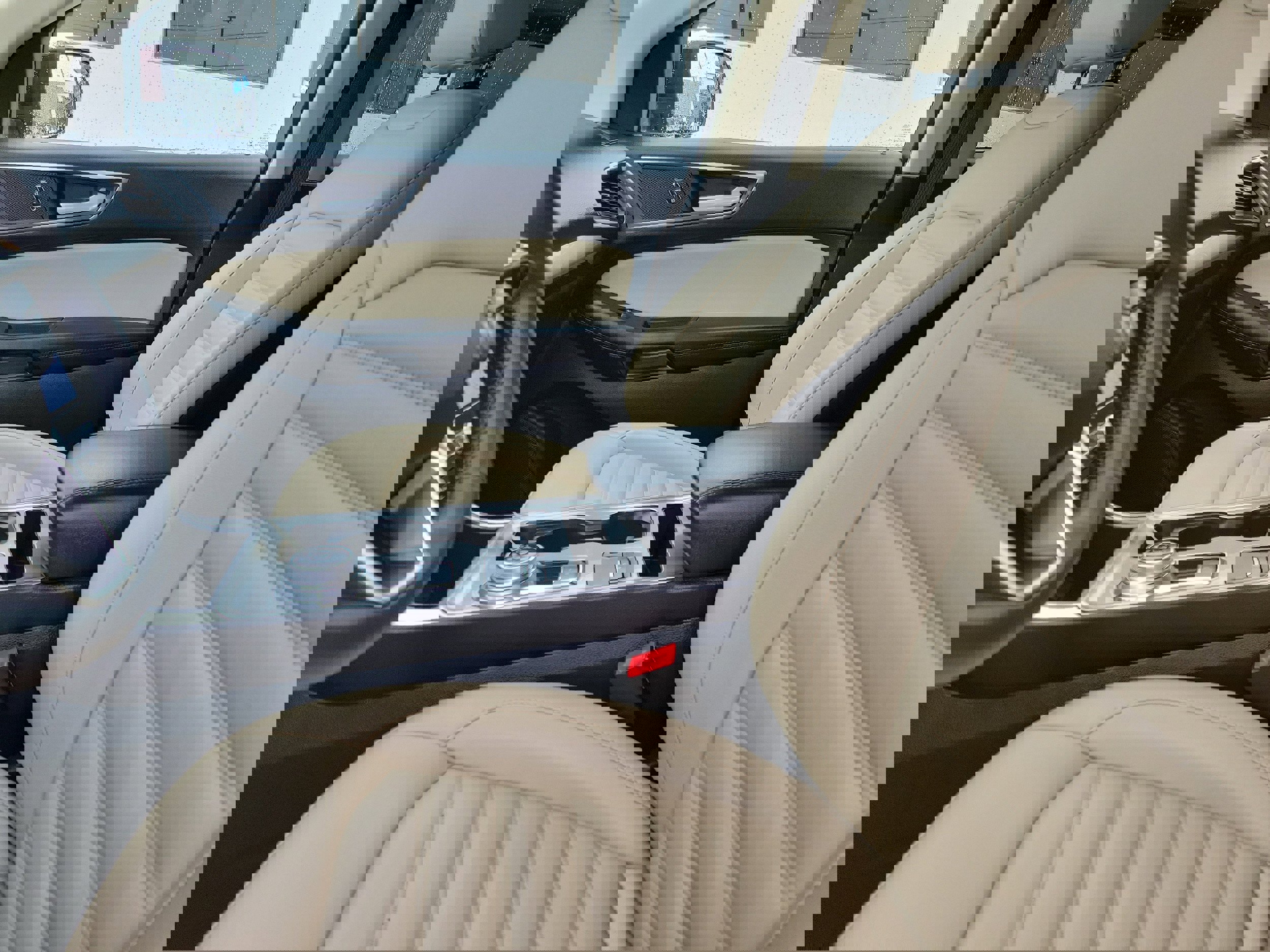 Used 2024 Ford Edge SEL w/ Convenience Package image 20