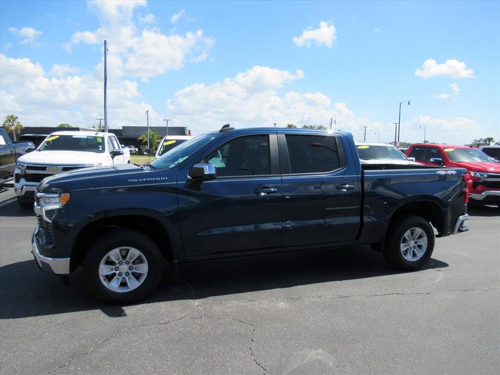 Certified 2023 Chevrolet Silverado 1500 LT image 2