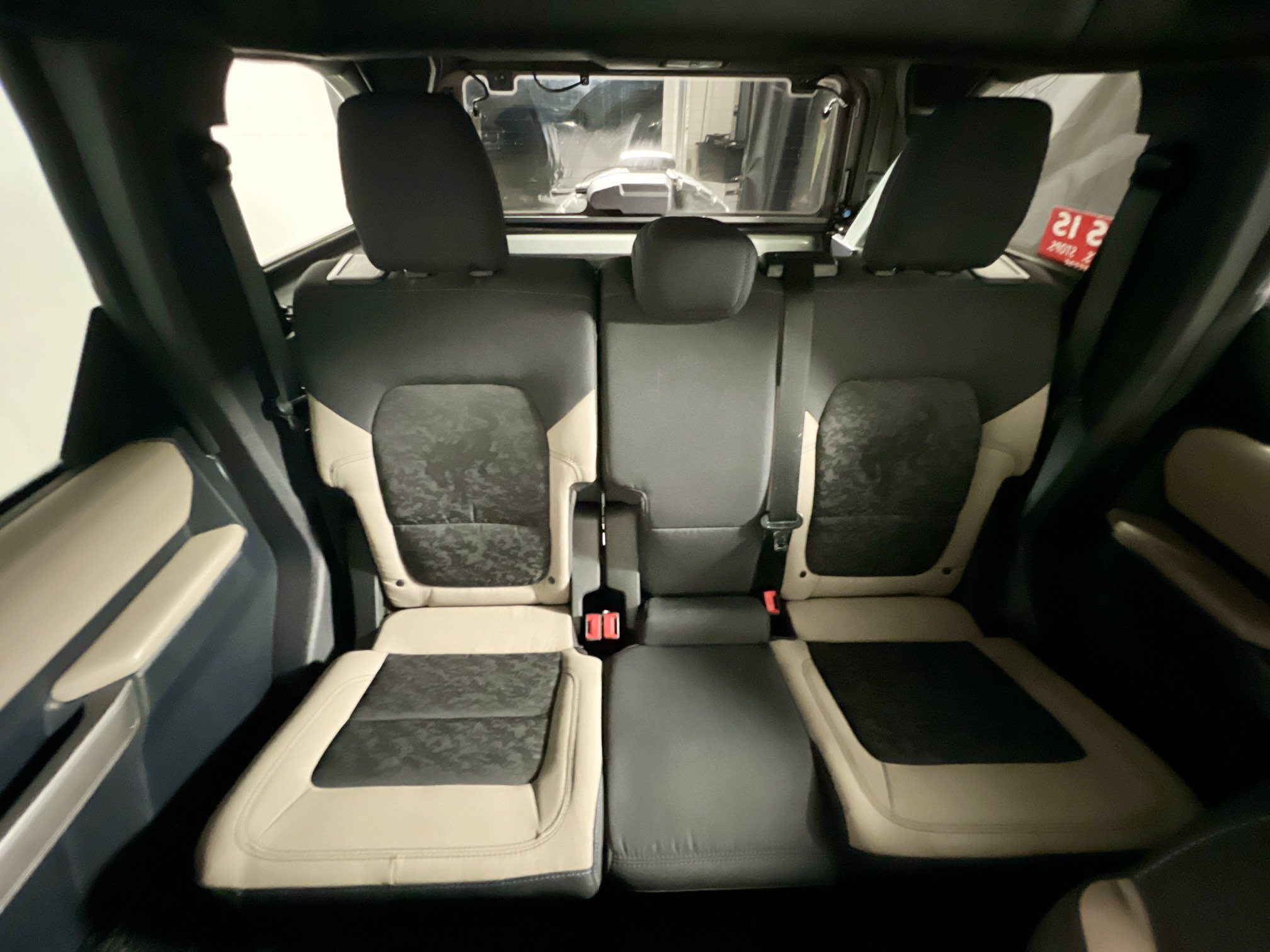 Used 2022 Ford Bronco Wildtrak image 33