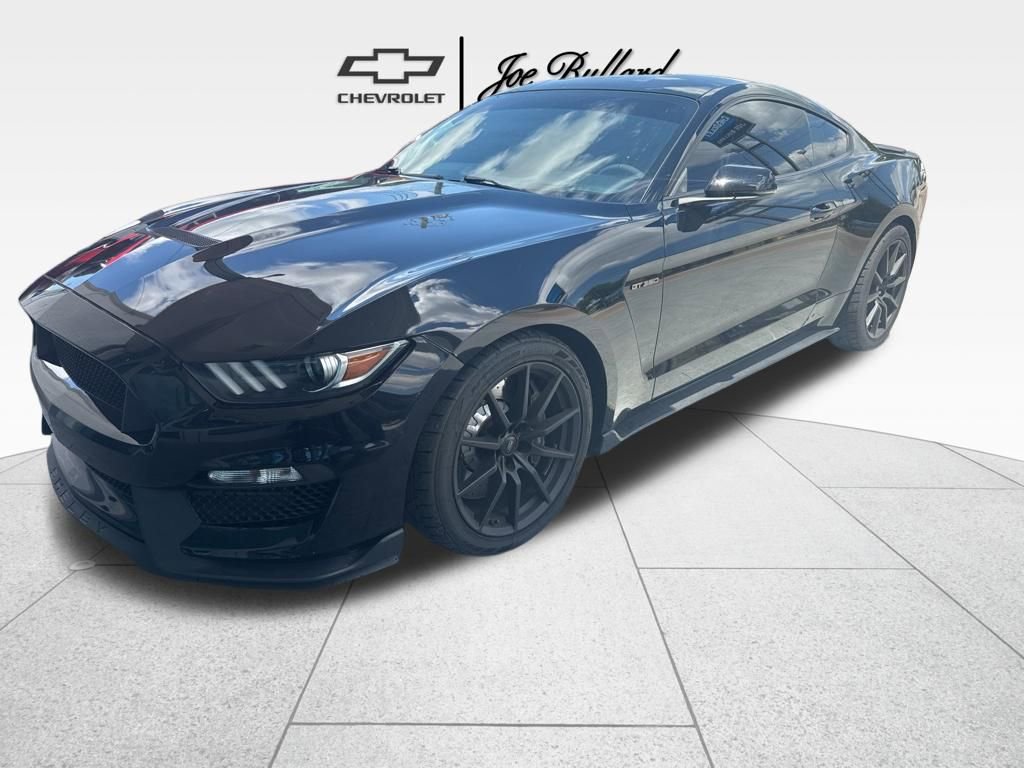 Used 2016 Ford Mustang Shelby GT350 w/ Technology Package RWD image 1