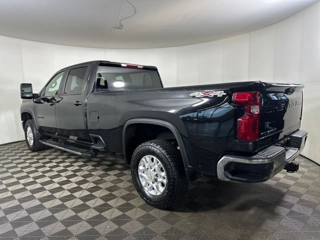 Used 2022 Chevrolet Silverado 3500 LT w/ All Star Edition AWD/4WD image 5