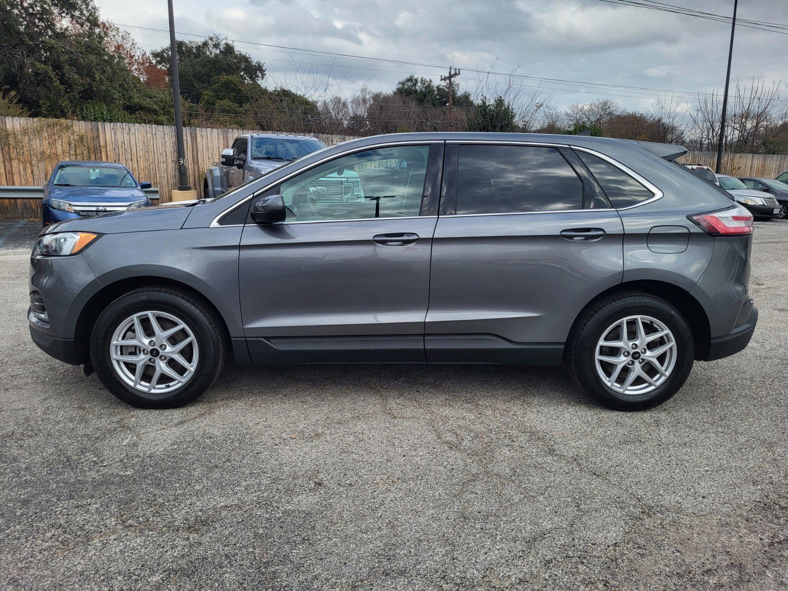 Certified 2024 Ford Edge SEL image 7