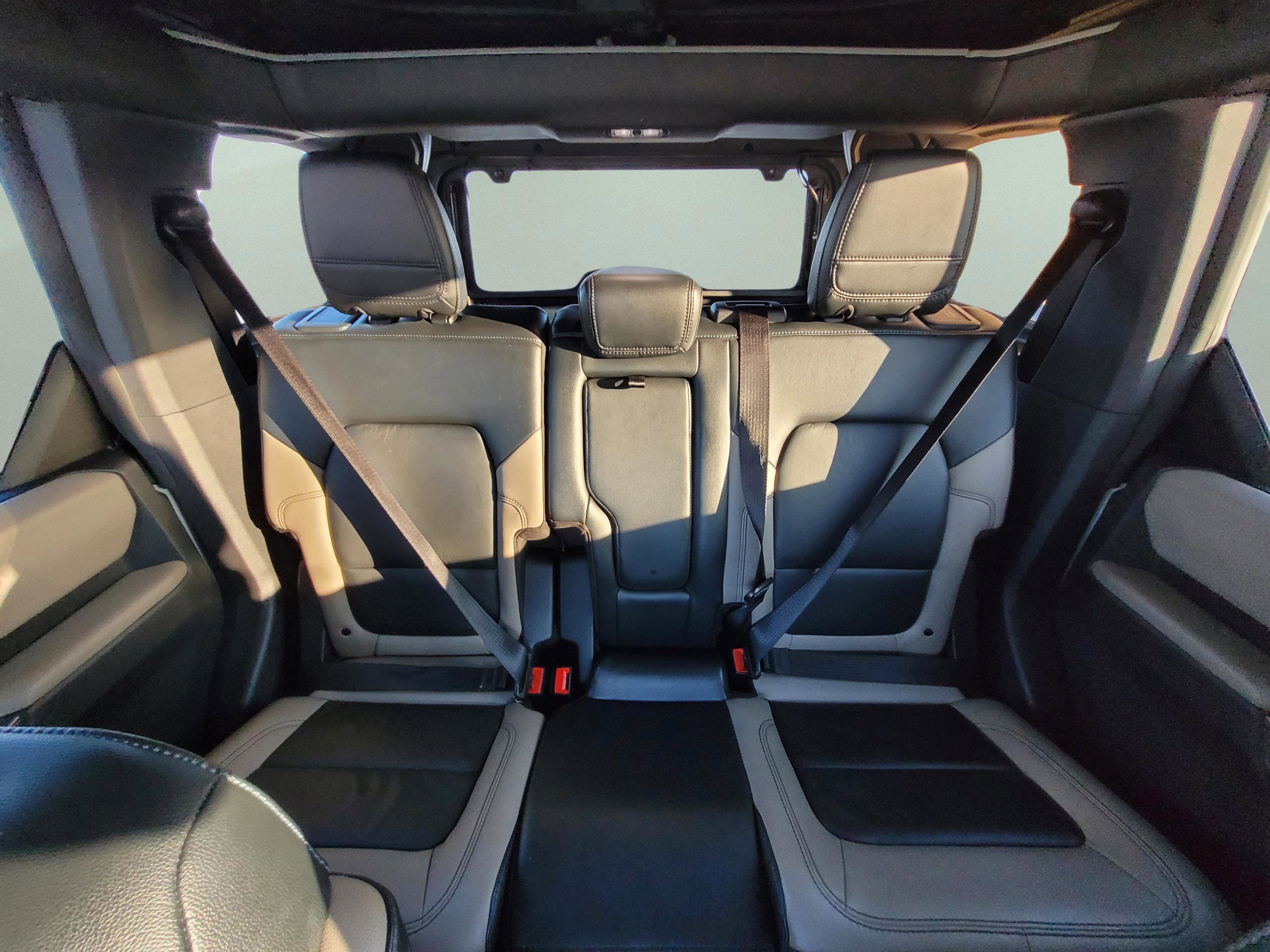 Used 2023 Ford Bronco Wildtrak image 18