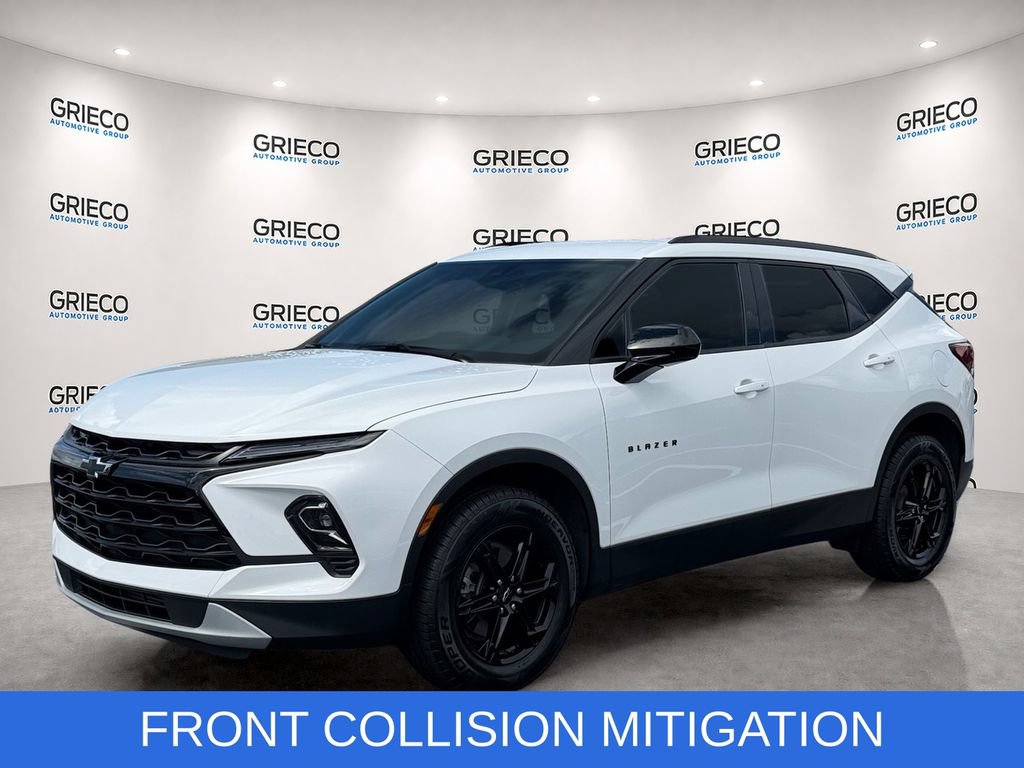 Certified 2023 Chevrolet Blazer LT w/ Convenience Package FWD image 3