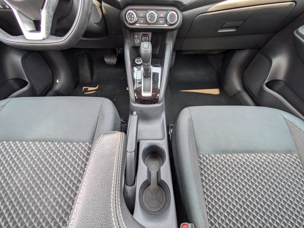 Used 2020 Nissan Versa S FWD image 18