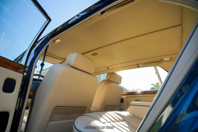 Used 1996 Rolls-Royce Silver Dawn image 44
