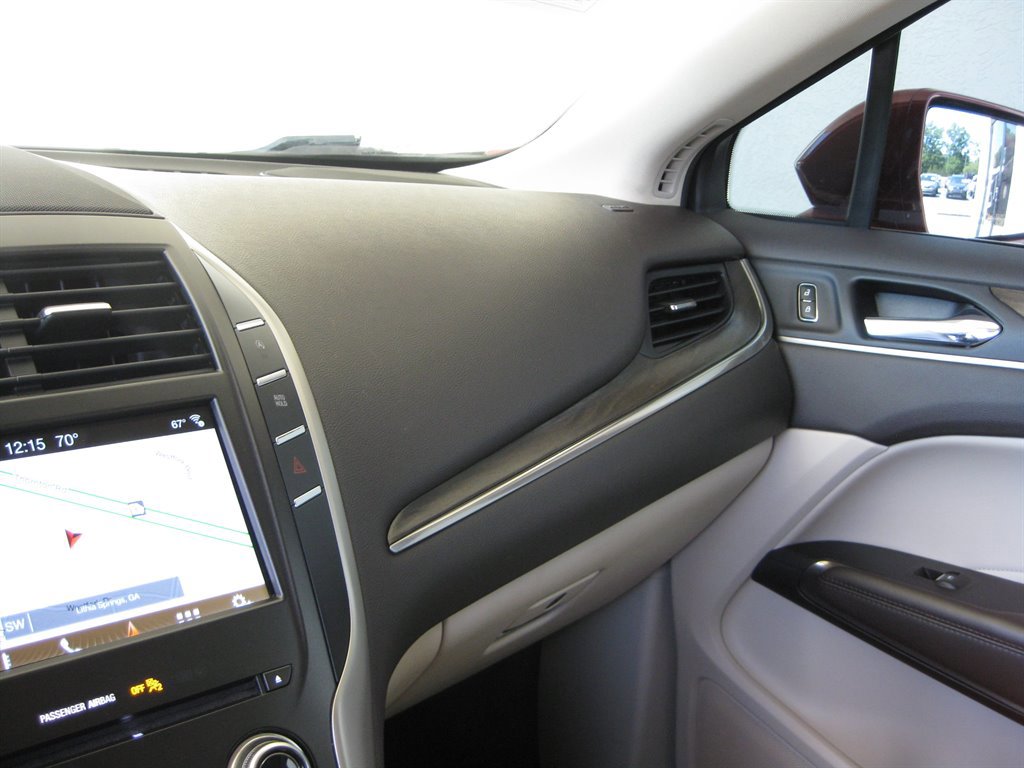 Used 2018 Lincoln MKC Reserve FWD image 21