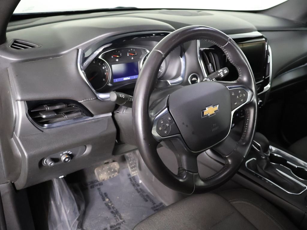 Used 2022 Chevrolet Traverse LT FWD image 26