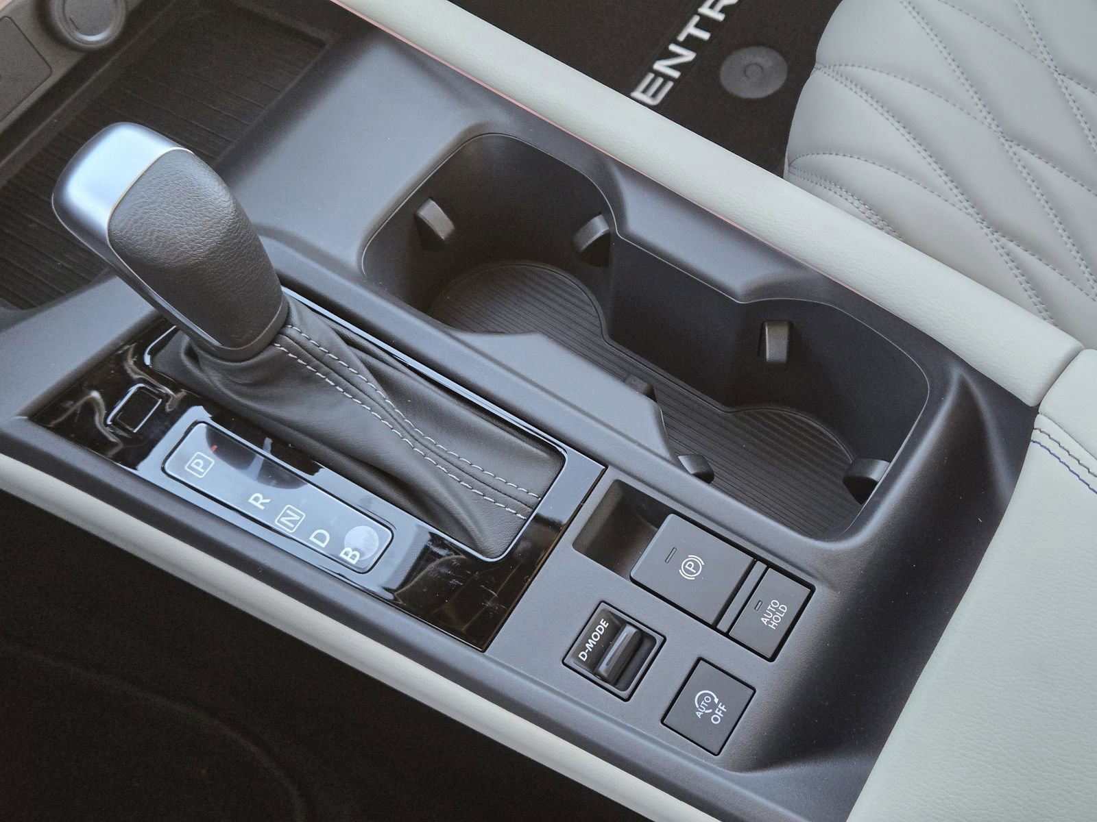 New 2026 Nissan Sentra SL image 18