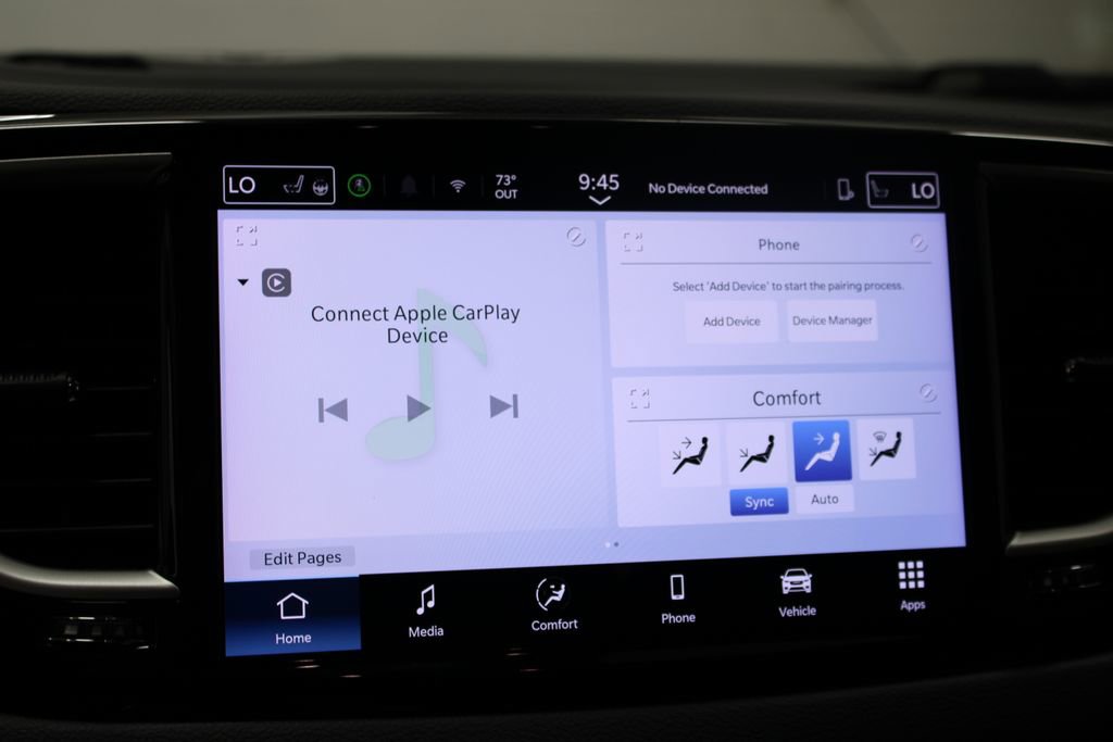 Used 2025 Chrysler Pacifica Select FWD image 54