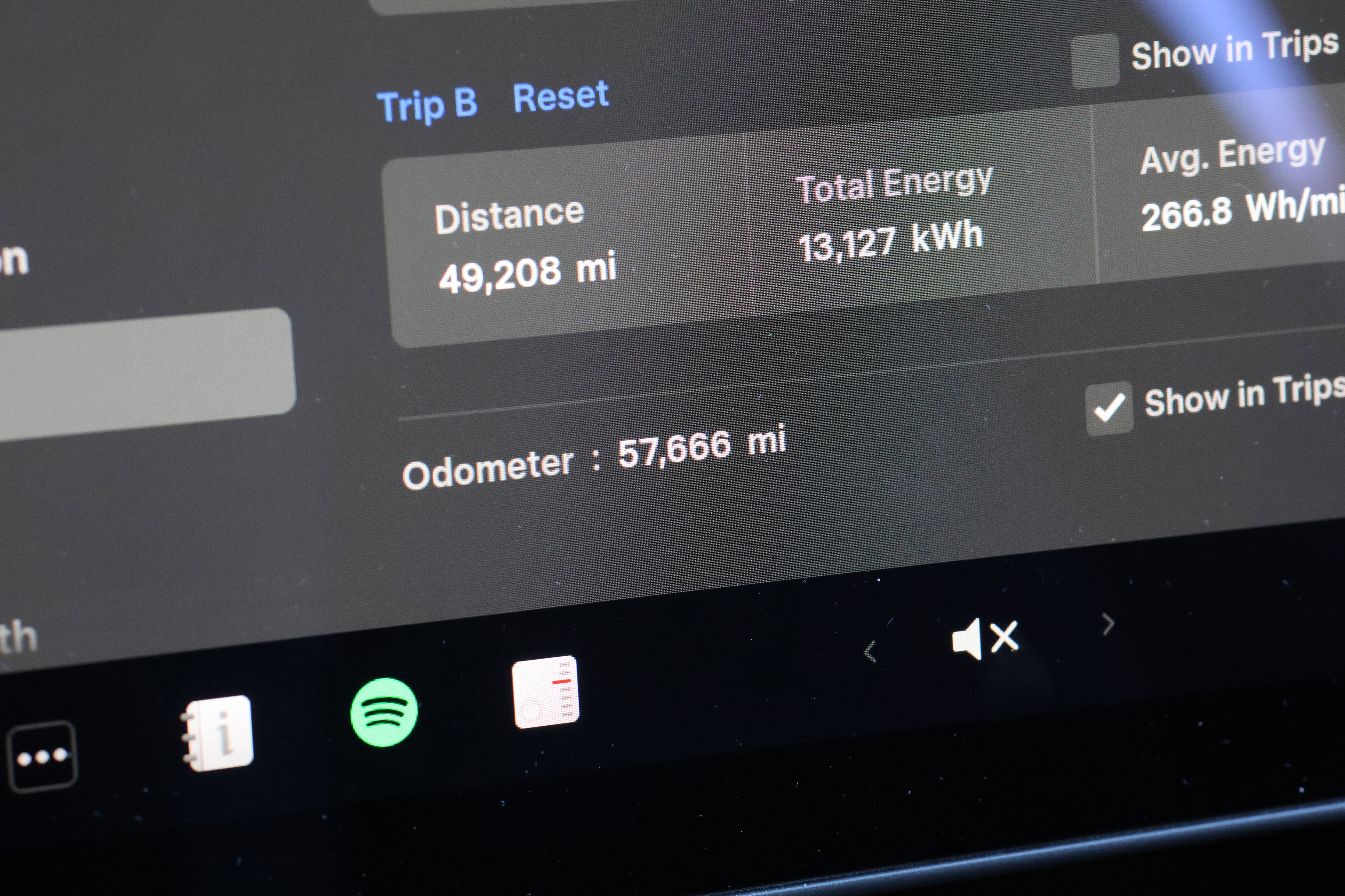 Used 2021 Tesla Model Y Long Range image 18