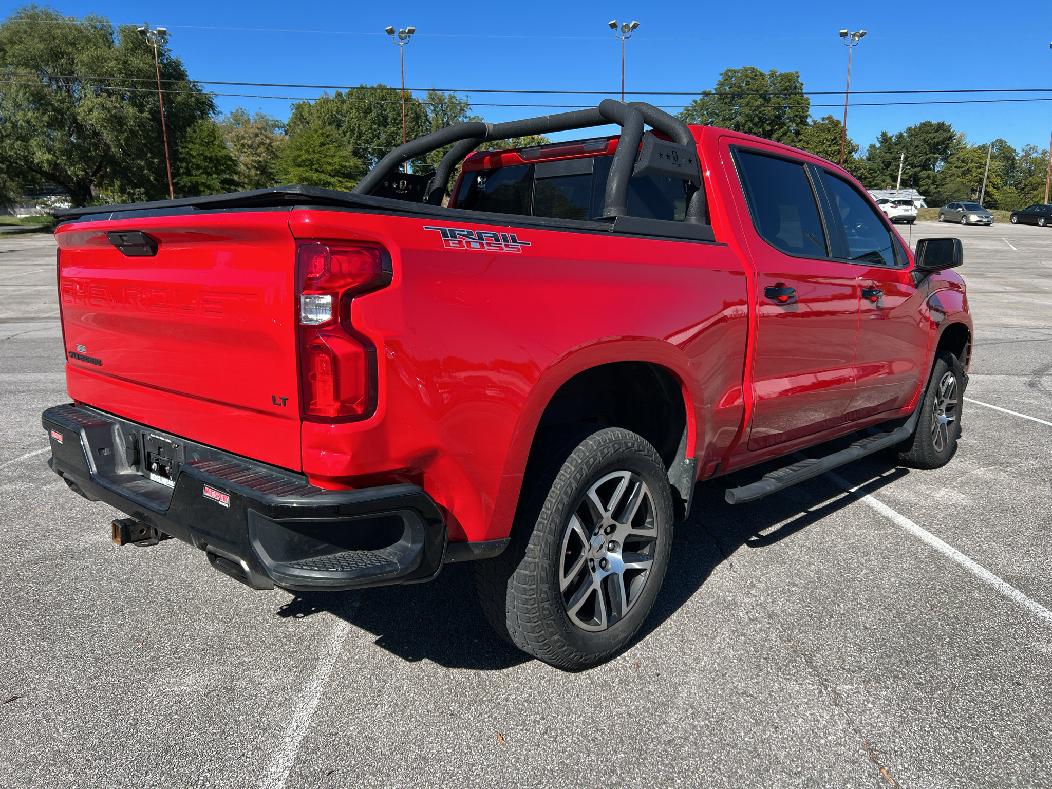 Used 2020 Chevrolet Silverado 1500 LT Trail Boss AWD/4WD image 3
