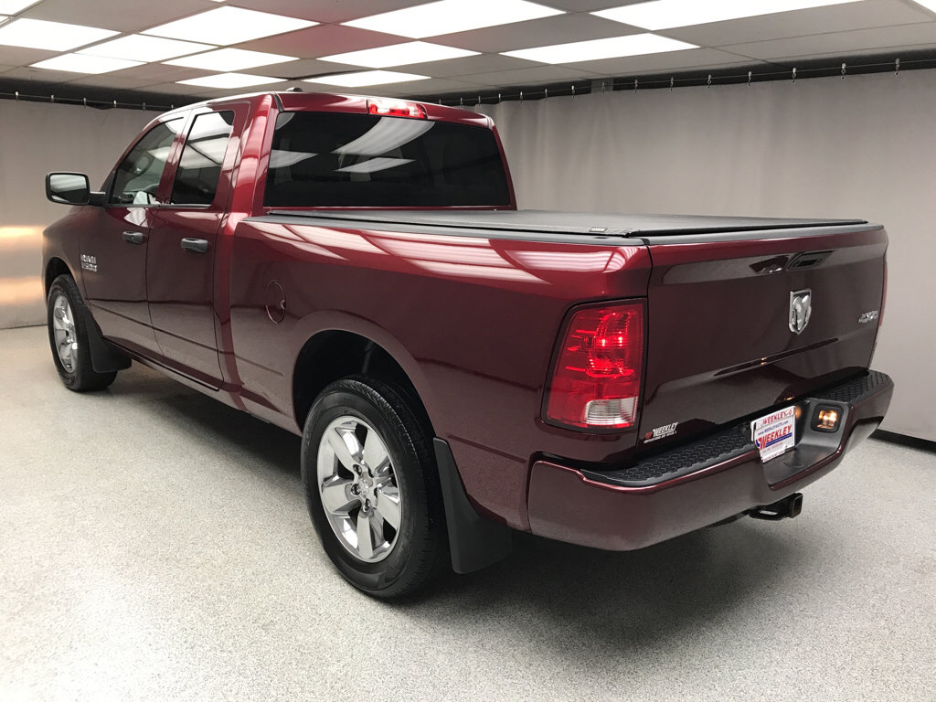 Used 2018 RAM 1500 Express w/ Express Value Package AWD/4WD image 2