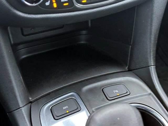 Used 2023 Chevrolet Equinox LT image 28