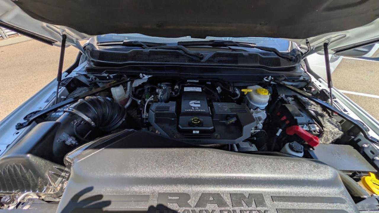 Used 2020 RAM 3500 Laramie AWD/4WD image 9