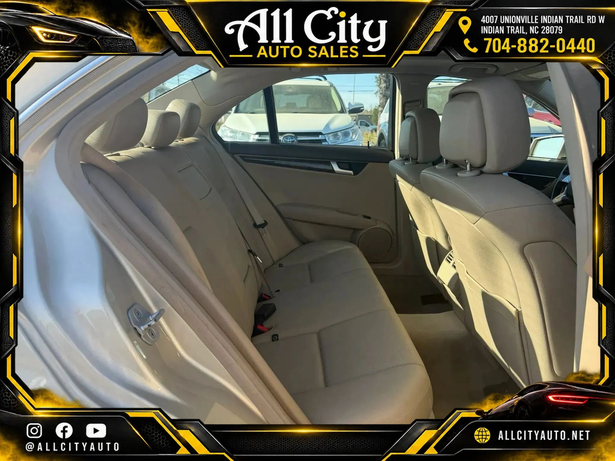 Used 2012 Mercedes-Benz C 250 Sedan image 12