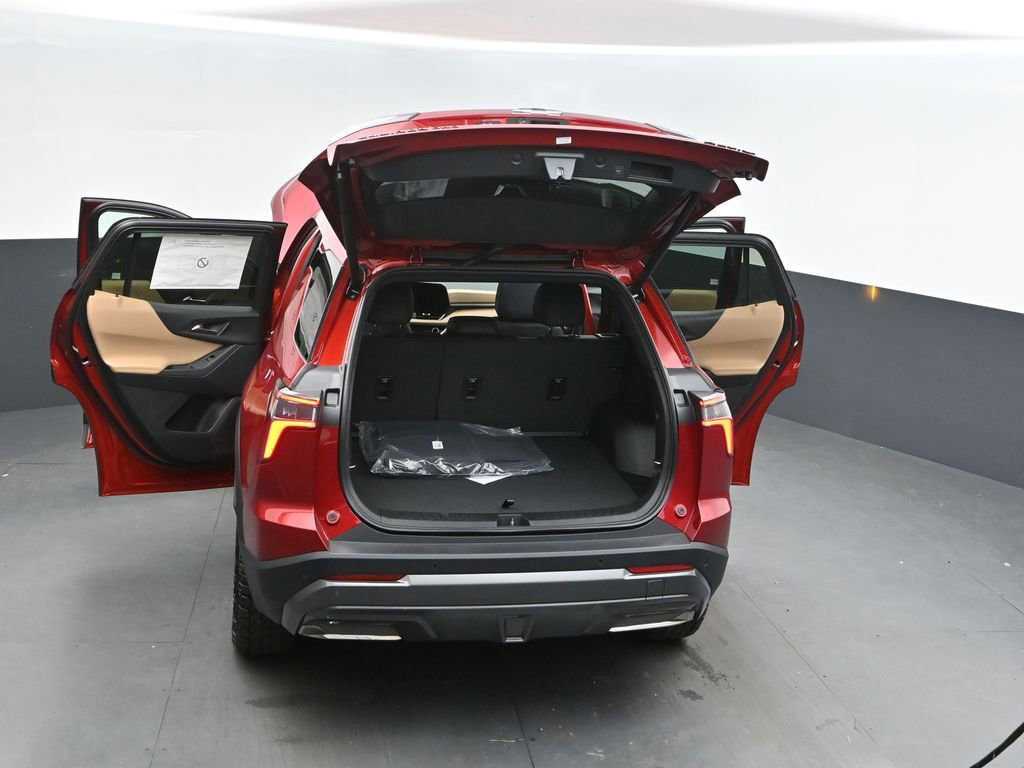 New 2026 Chevrolet Equinox ACTIV w/ Convenience Package III AWD/4WD image 49