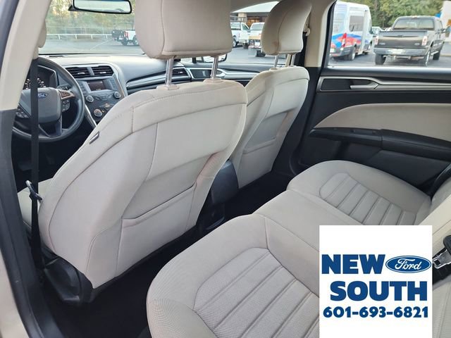 Used 2019 Ford Fusion S image 21