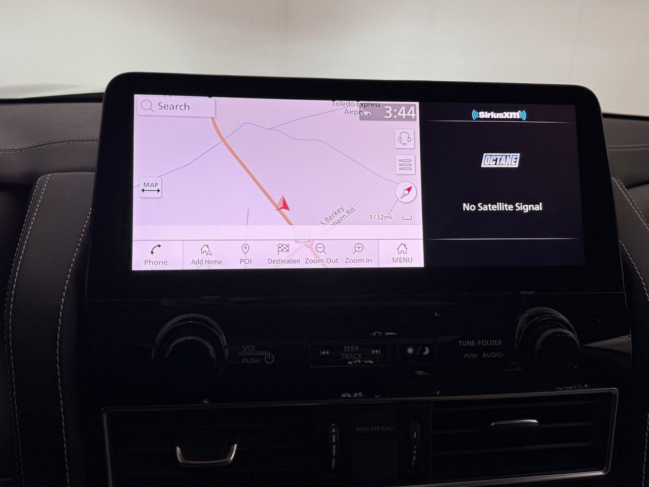 Used 2024 INFINITI QX80 Premium Select w/ Cargo Package image 21