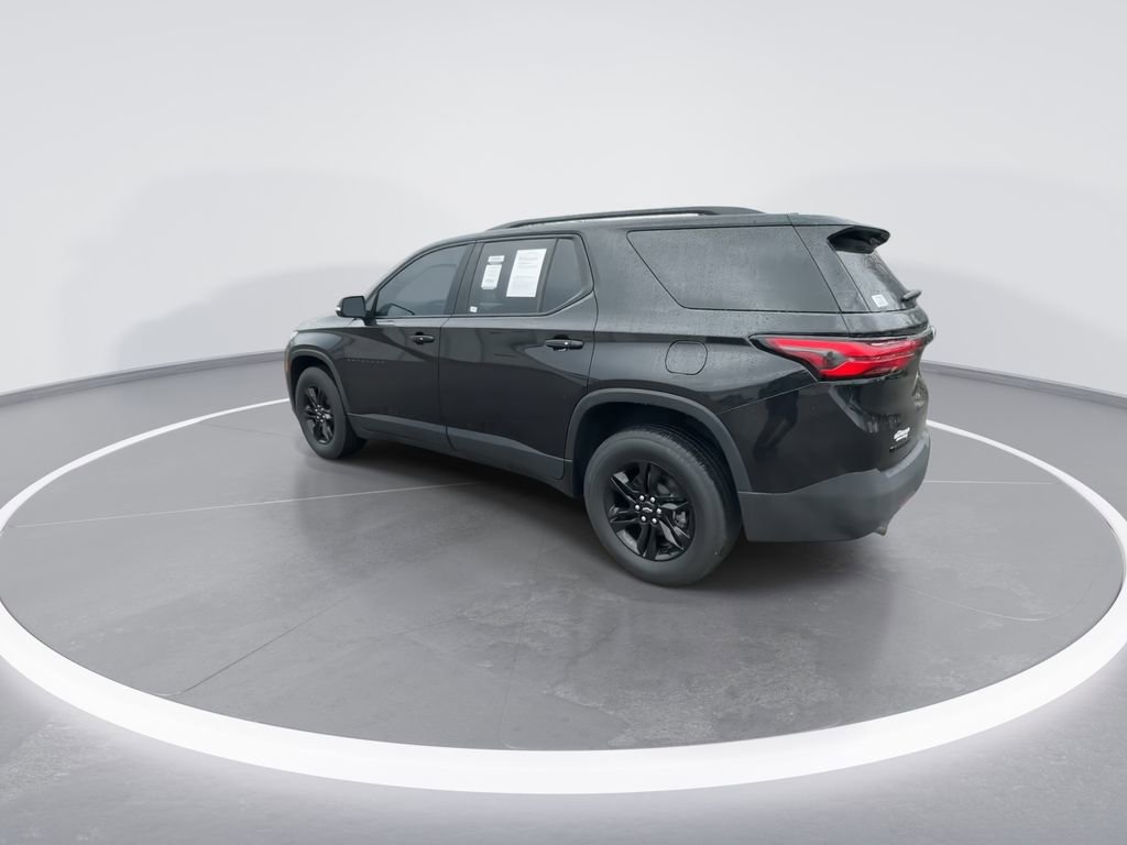 Used 2023 Chevrolet Traverse LT FWD image 6
