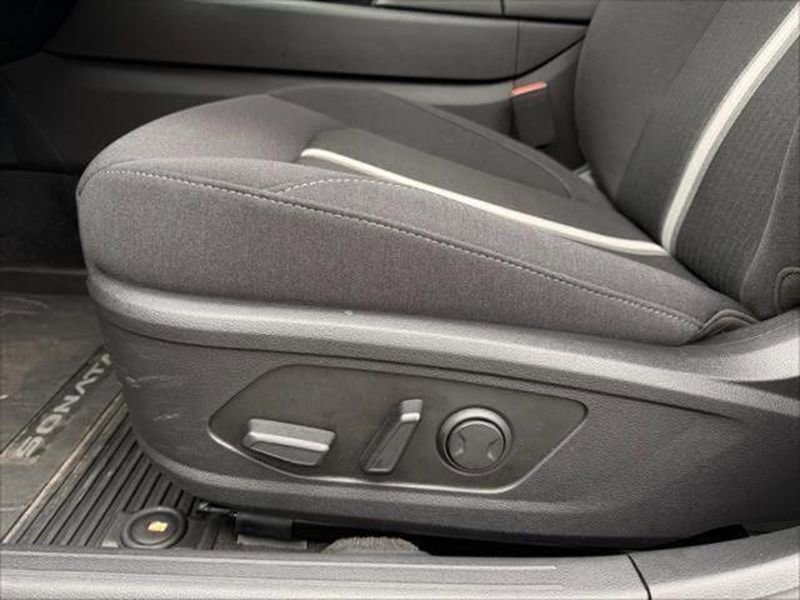 Used 2025 Hyundai Sonata SEL image 13