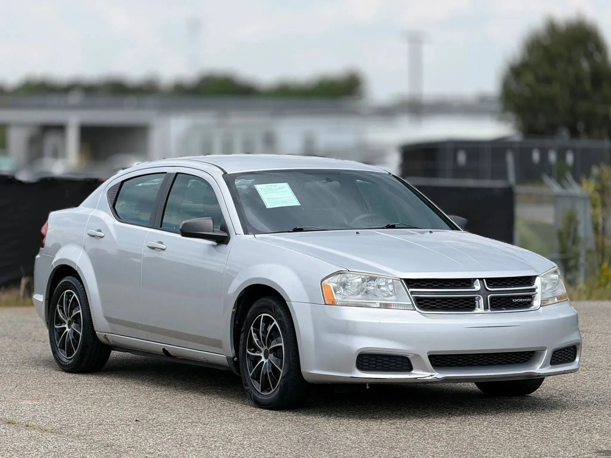 Used 2012 Dodge Avenger SE