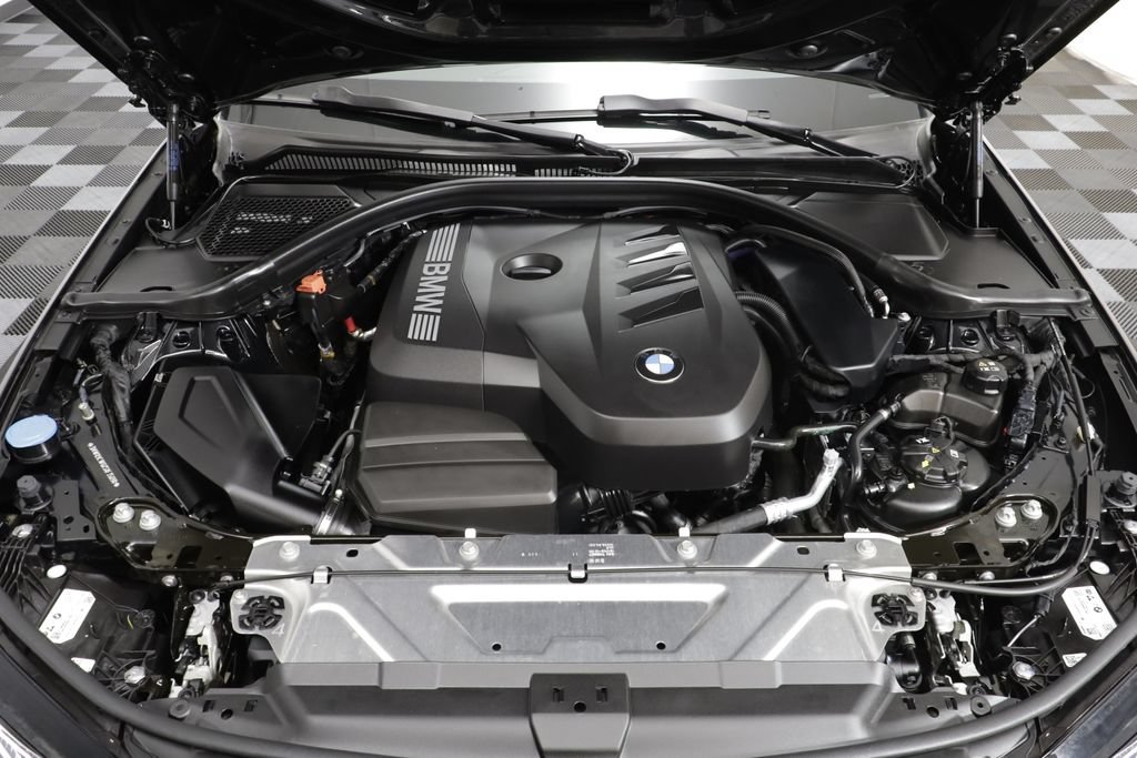 Used 2025 BMW 330i xDrive Sedan AWD/4WD image 24