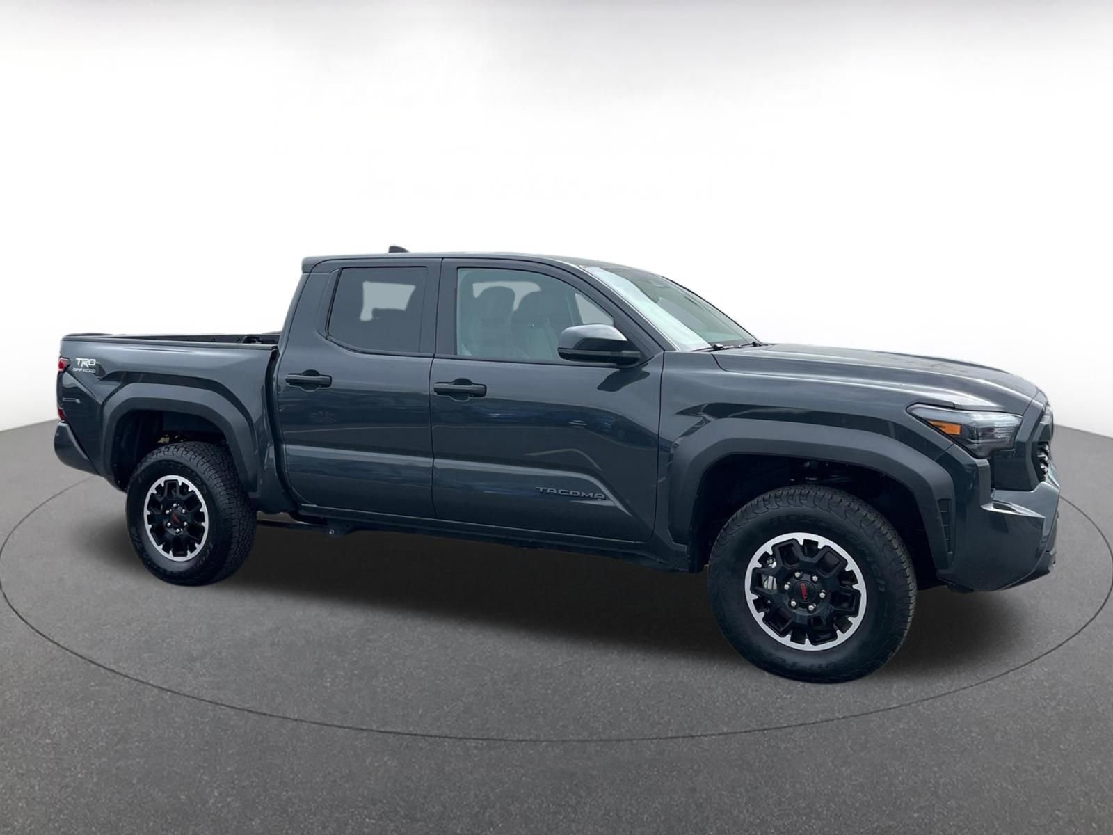 Used 2025 Toyota Tacoma TRD Off-Road AWD/4WD image 15