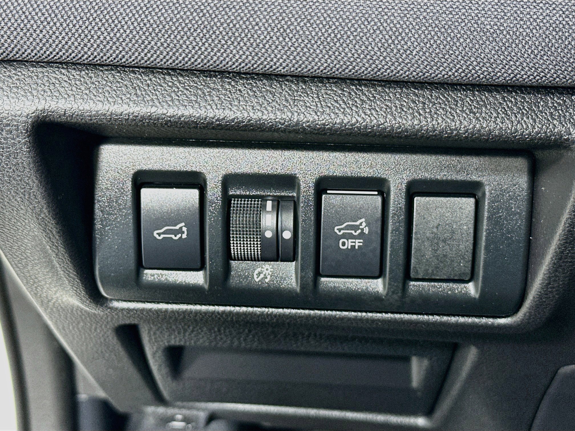 Used 2023 Subaru Outback Premium AWD/4WD image 10