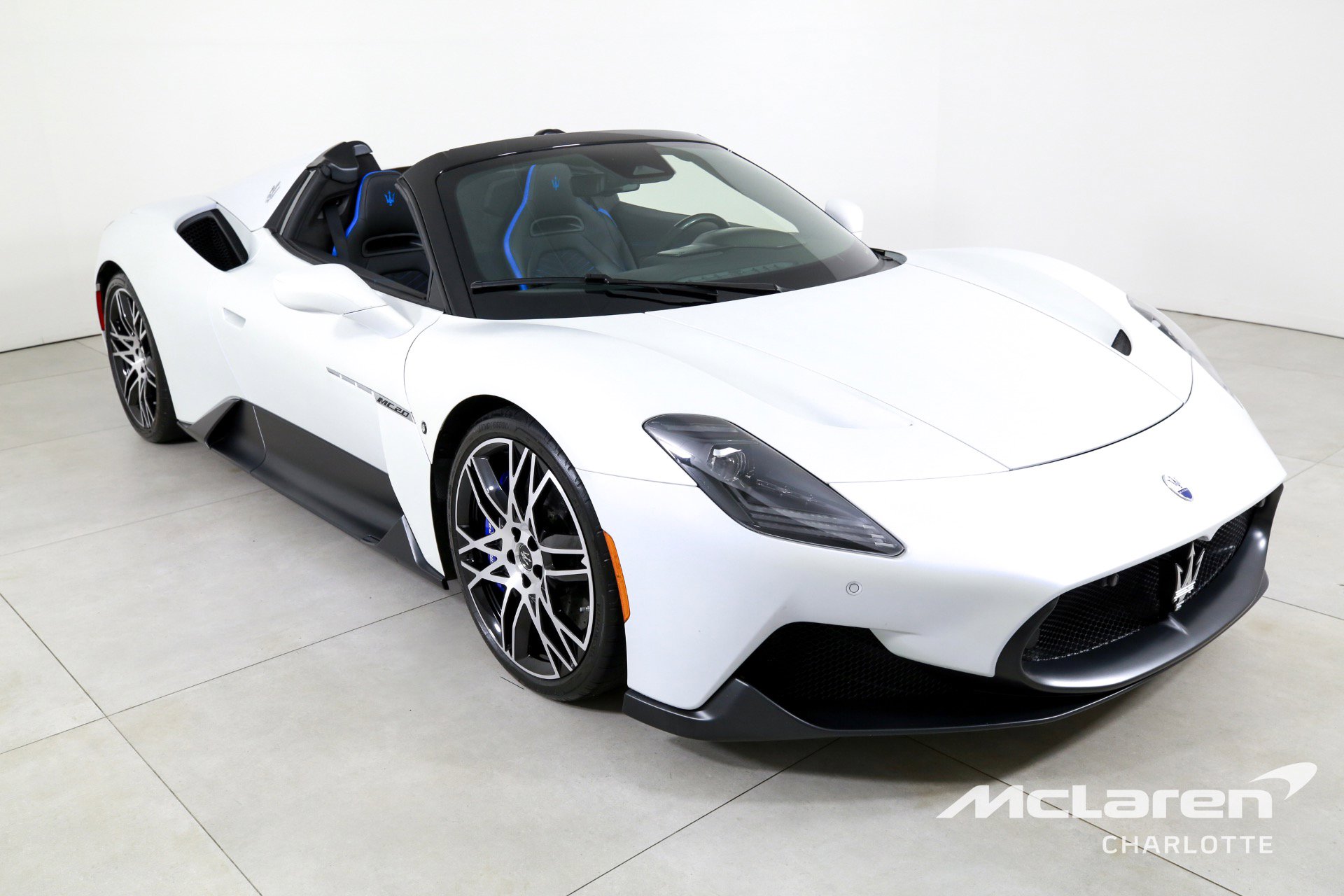 Used 2023 Maserati MC20 Spyder image 4