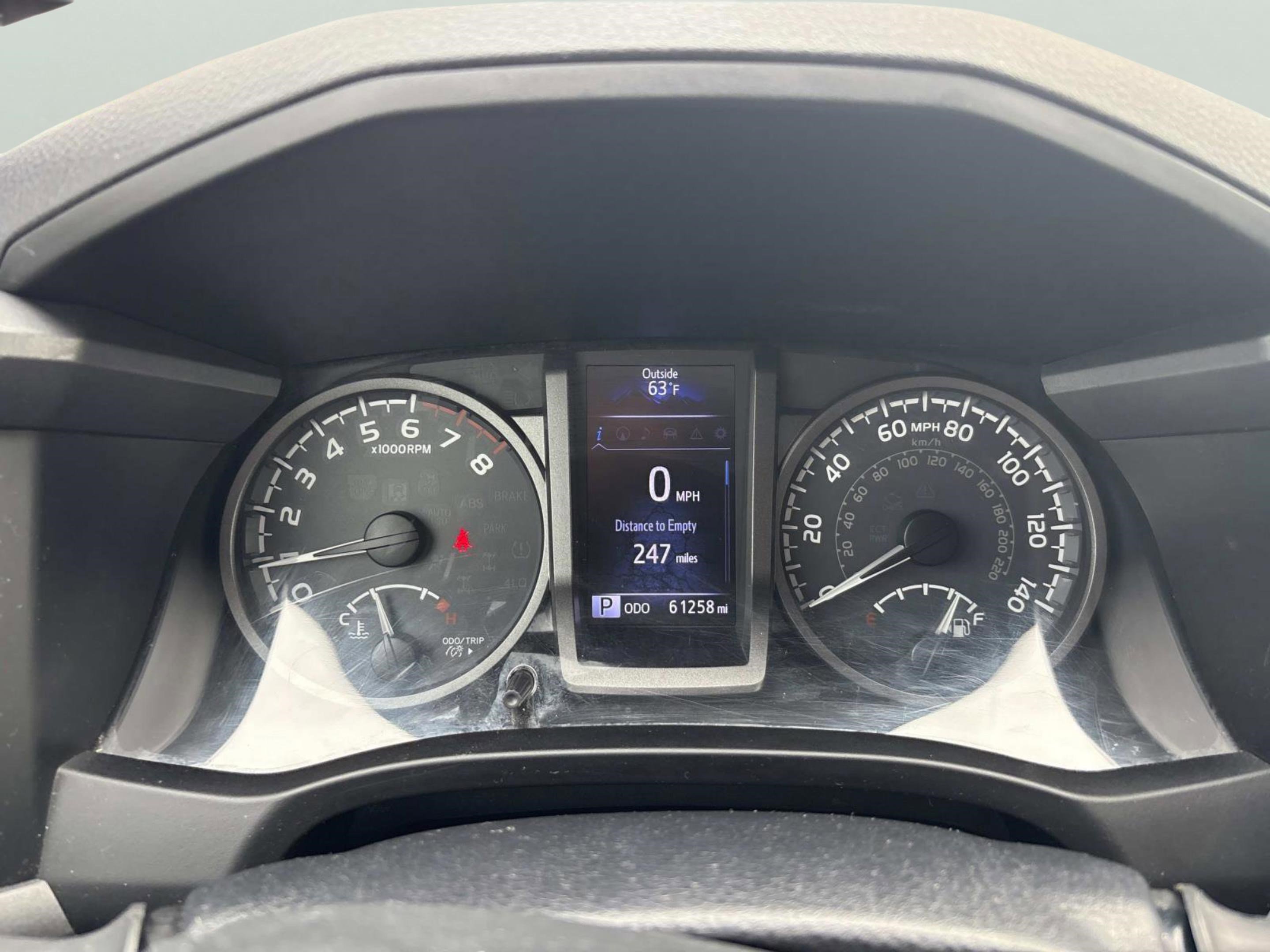 Used 2018 Toyota Tacoma TRD Off-Road image 35