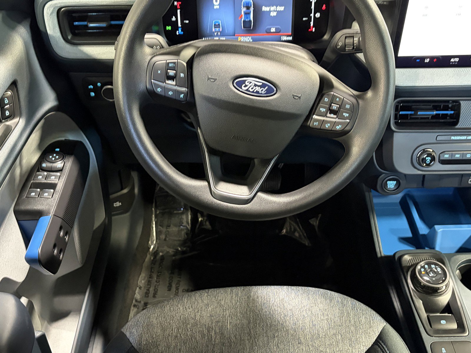 Used 2025 Ford Maverick XLT w/ Equipment Group 301A AWD/4WD image 32