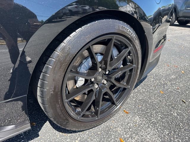 Used 2019 Ford Mustang Shelby GT350 w/ Technology Package image 14