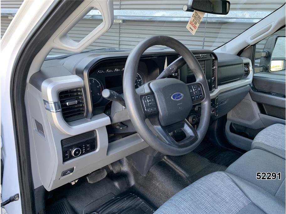 Used 2023 Ford F350 XLT w/ FX4 Off-Road Package image 25
