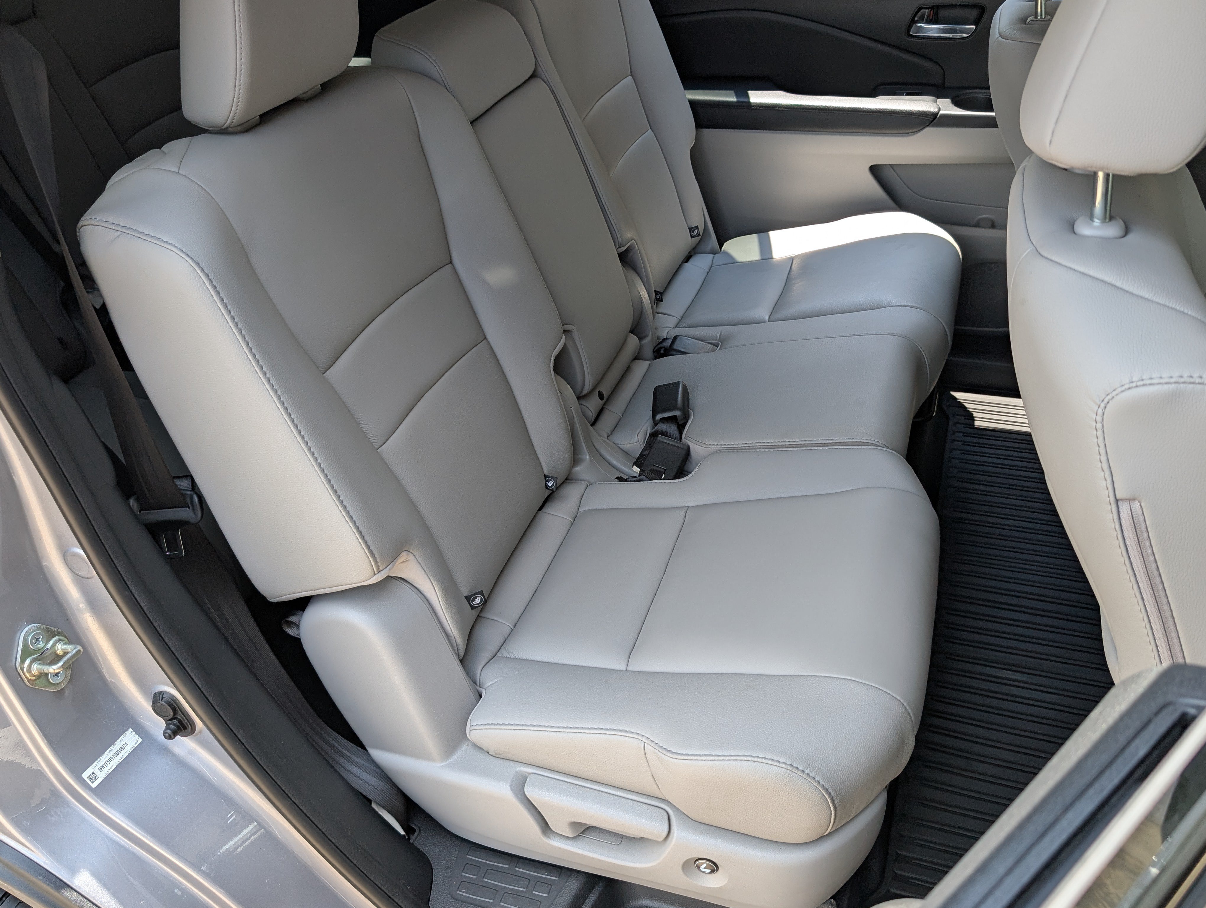Used 2016 Honda Pilot Touring image 23