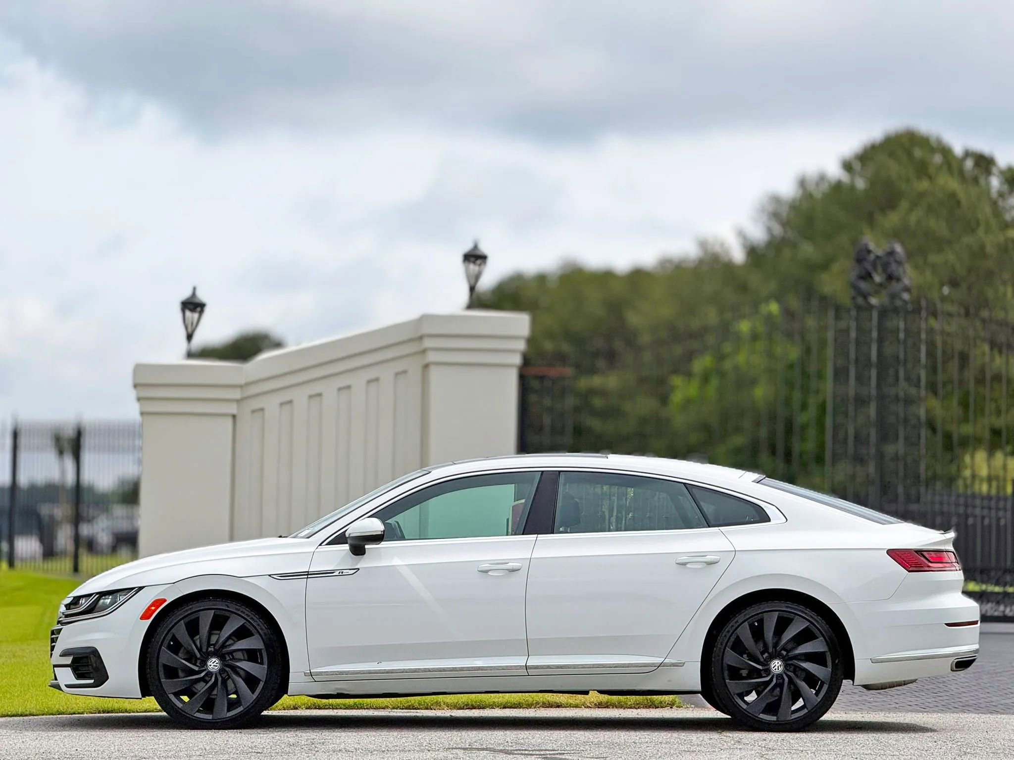 Used 2019 Volkswagen Arteon SEL AWD/4WD image 7