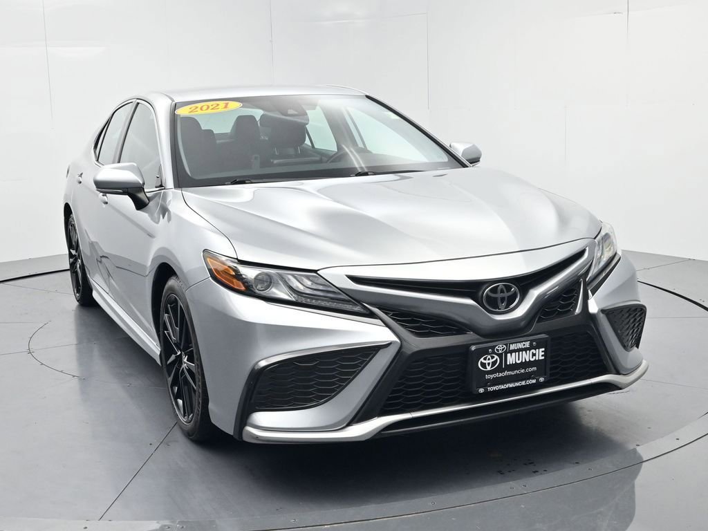 Used 2021 Toyota Camry XSE FWD image 2