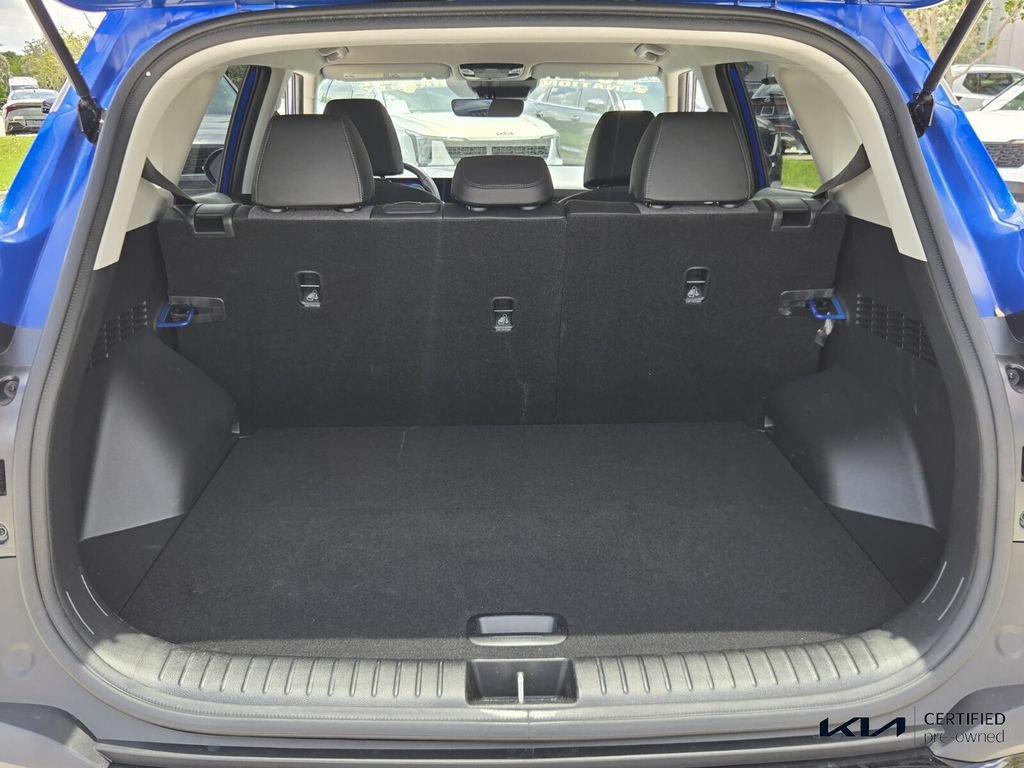 Certified 2025 Kia Seltos X-Line AWD/4WD image 14