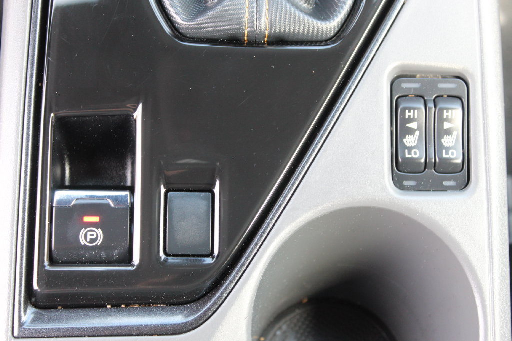 Used 2024 Subaru Crosstrek 2.5i Wilderness w/ Crosstrek Mirror Package AWD/4WD image 19