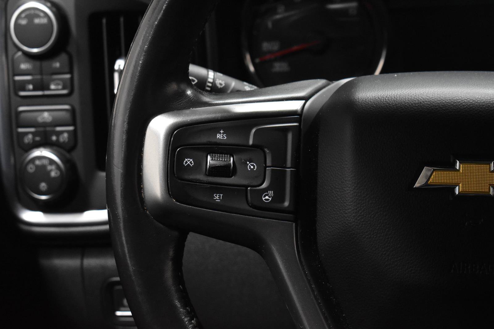 Used 2021 Chevrolet Silverado 1500 LT image 8