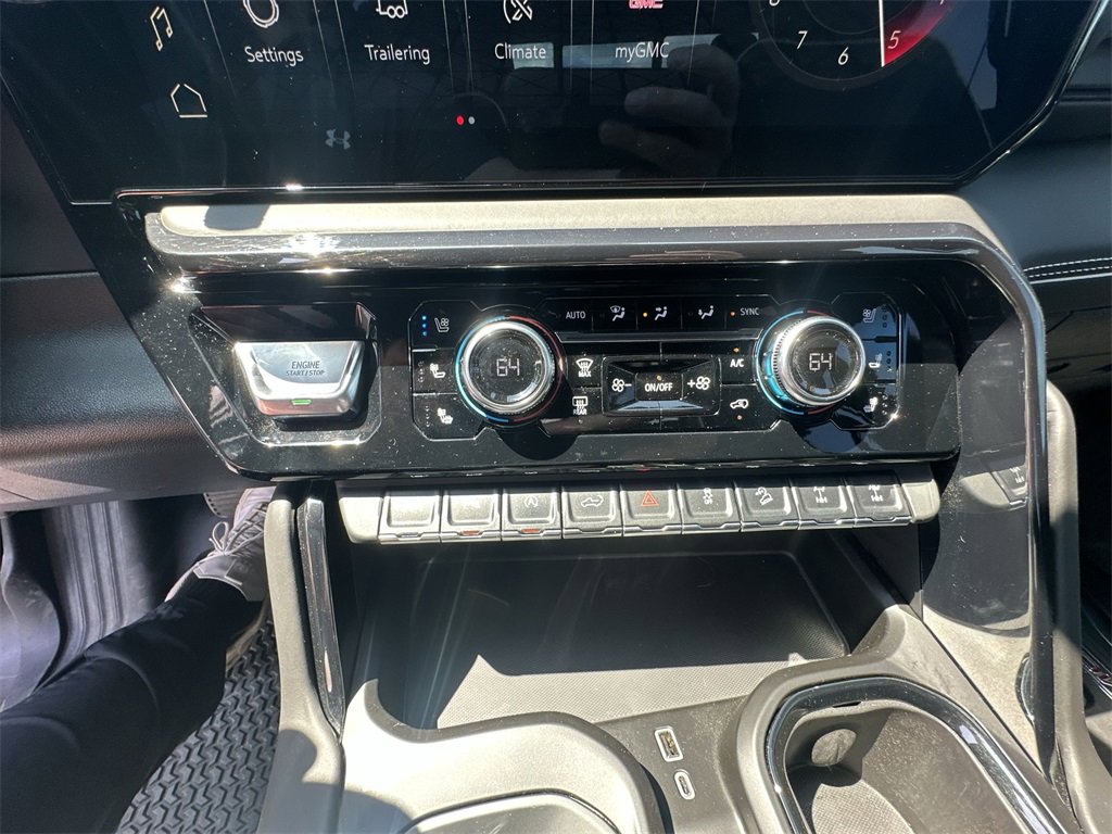 Used 2024 GMC Sierra 1500 AT4X image 17